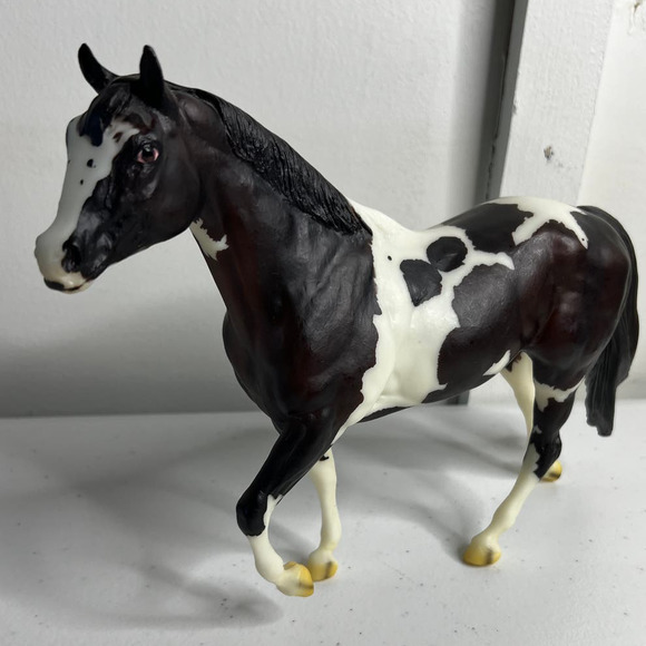 Breyer Toys Breyer Horse 739 Chocolate Chip Kisses Retired Stock